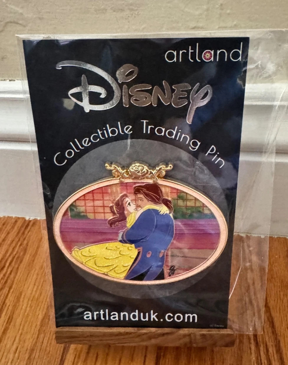 Disney Artland Beauty & The Beast Prince Adam & Belle First Dance LE200 Oval Pin