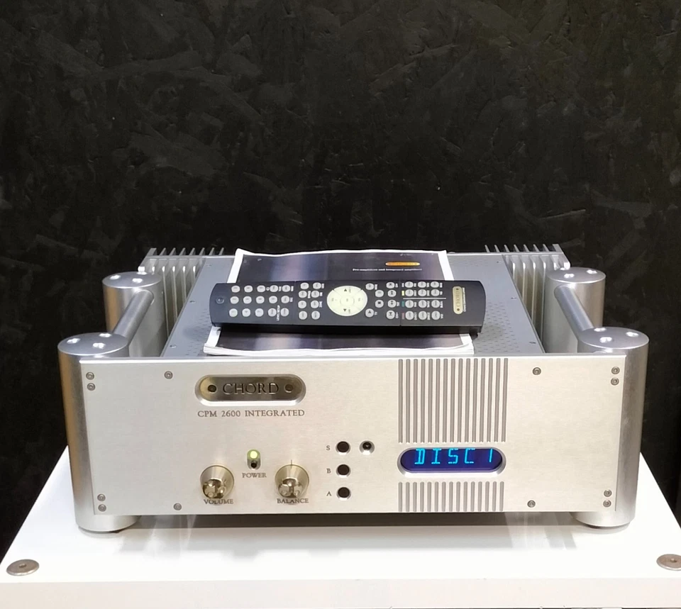 CHORD CPM2600 amplificatore integrato - Immagine 3 di 4