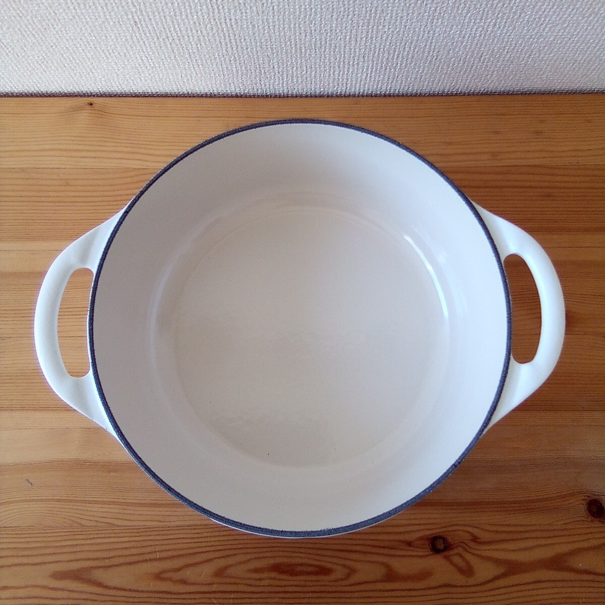 Le Creuset Cocotte Bis 22cm Cotton Two handed pot Cocotte Ronde