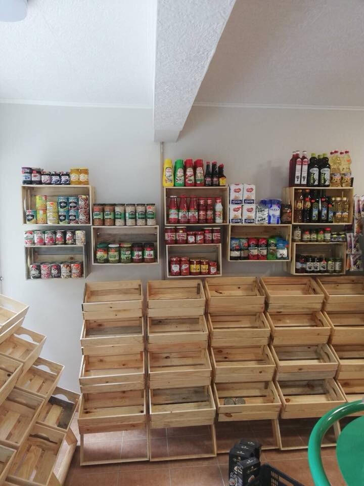 Meuble de rangement cuisine pour cacher micro-ondes et désencombrer le plan de travail en panne