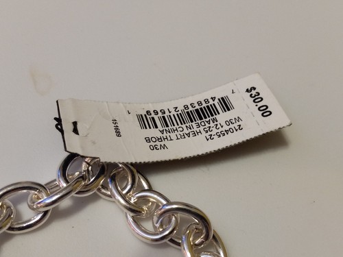GUESS Silver Logo Heart Toggle Pendant Necklace NWT $30 - Picture 5 of 5