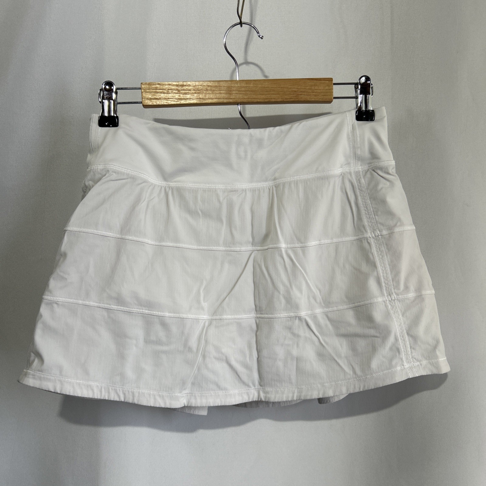 Lululemon Skirt Women’s 6 White Athletic Tennis Running Pace Setter Pleated Zip