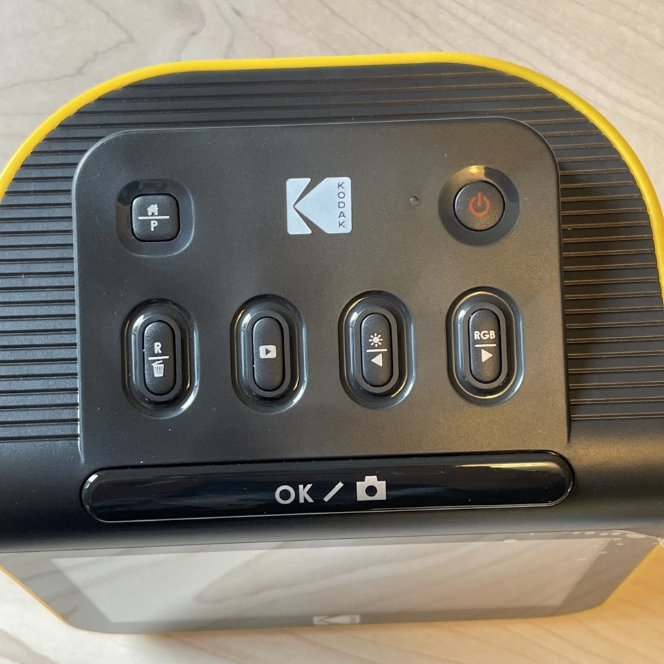 Kodak Slide & Scan Digital Film Scanner RODFS50 w/ case 5" LCD Screen *EXCELLENT - Image 4 of 4