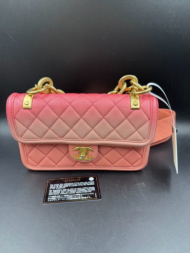 Chanel Classic Flap Medium Pink Leather Gold HW Shoulder Bag Preowned Authentic
