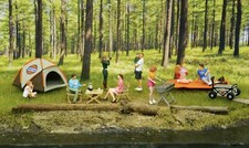 1:64 Painted Figure Model Miniature Resin Diorama Camping Outdoor Picnic BBQ Toy