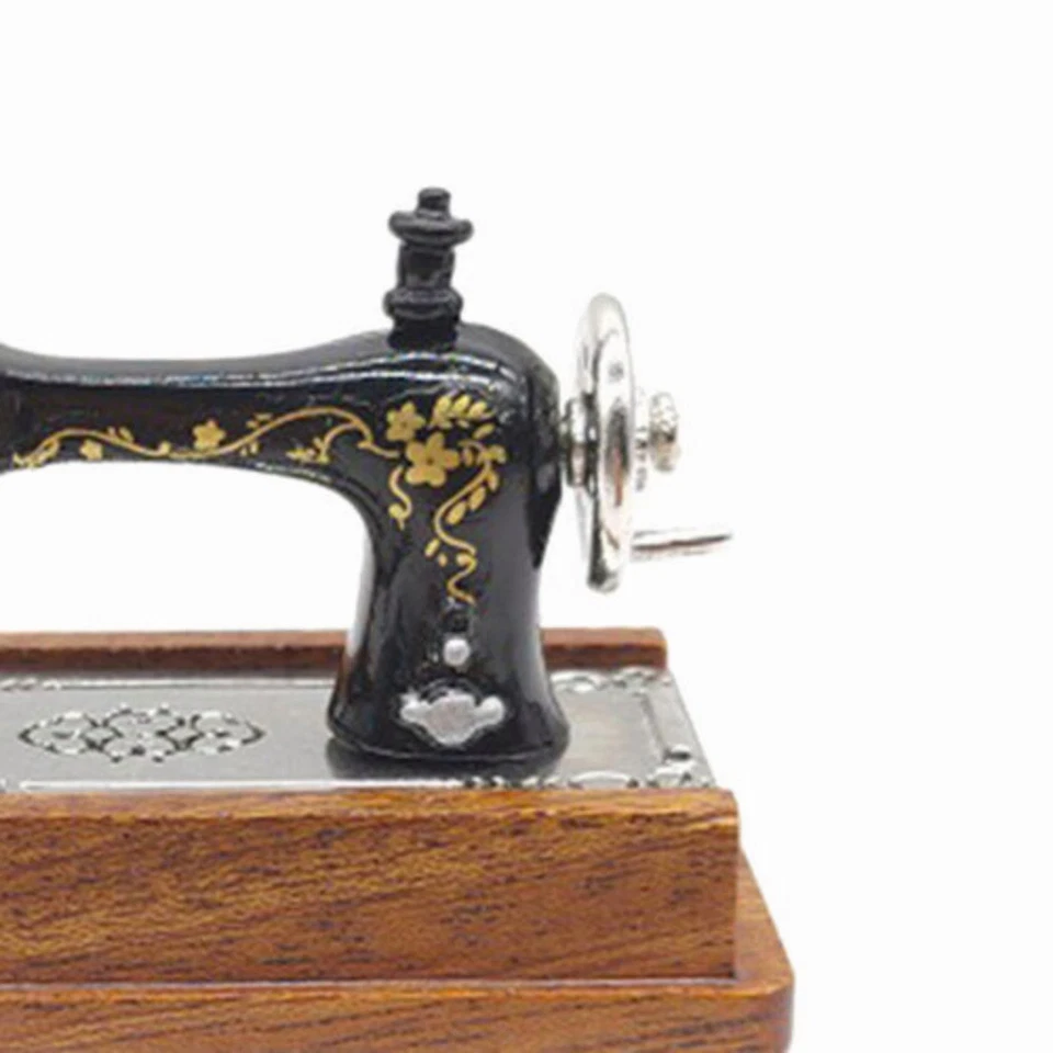 Maßstab 1:12 Puppenhaus Miniatur Vintage Nähmaschine Schneiderei Möbel Zubehör - Bild 4 von 4