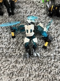 Lego Bionicles Sets W/ Accessories Retired Rare Lot Sold Out in Stores 6 Figures