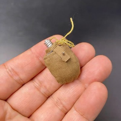 DID R80173 1/6 Scale Solider Water Kettle Model for 12'' Figure Prop Scene