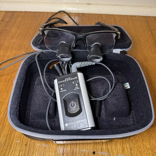ORASCOPTIC OAKLEIGH LOUPES AND ENDEAVOUR BATTERY Working.