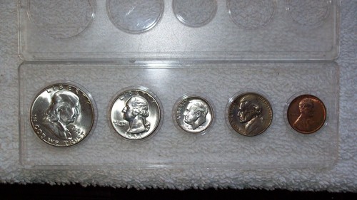 1953 P MINT SET CHOICE UNCIRCULATED - Picture 1 of 10