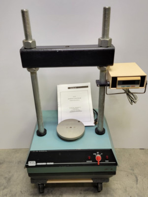 GEO Store Brainard-Kilman Model No. AM-100 Marshall Load Frame Testing Apparatus