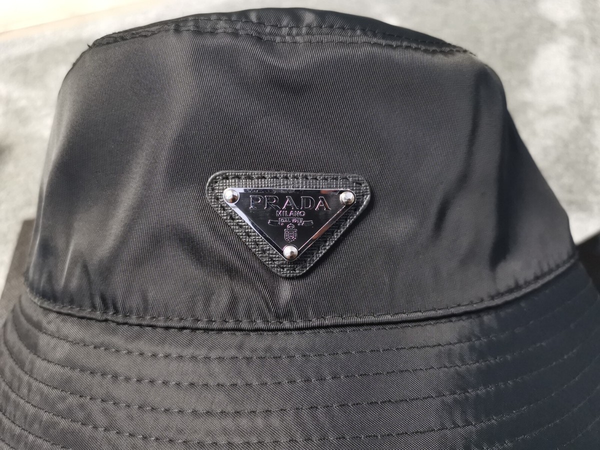PRADA Re-Nylon バケットハット Sサイズ／ブラック
