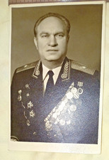 photo general red army awards 1941-45 signed (A39)