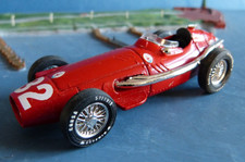 Brumm modello 1:43 Maserati F 1 numero 32