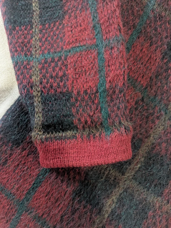 Suéter Jantzen De Colección Rojo Verde Navidad Cuadros Tejido Difuso Hecho en EE. UU. Talla 20 (M) Foto 4 de 4