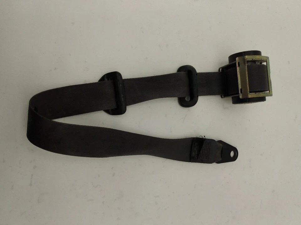 Land Rover Discovery 2 II Pair Of Front Seat Belt Retractor Fits 2000-2004 00 01 - Image 3 of 4
