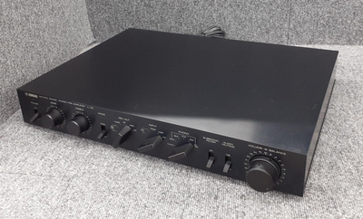 Yamaha C-2a Control Amplifier Natural Sound Stereo AC100V 50Hz