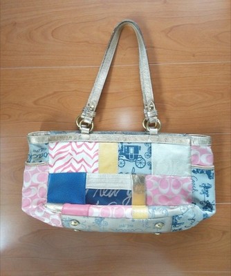 COACH Patchwork Signature Tote Bag Multicolor Gold Canvas PVC Leder