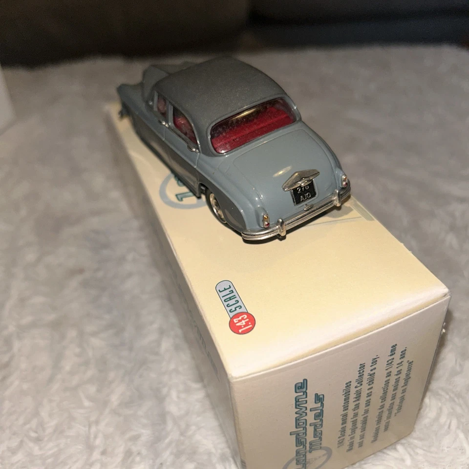 Lansdowne Models No. Ldm 72 1958 Riley 2.6 SPORTS Saloon Birch Grey IN Box 1/43 - Image 4 of 4