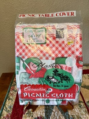 Vintage Retro 50s Carnation Plastic Table Outdoor Camping Picnic Cloth 54  x 72 