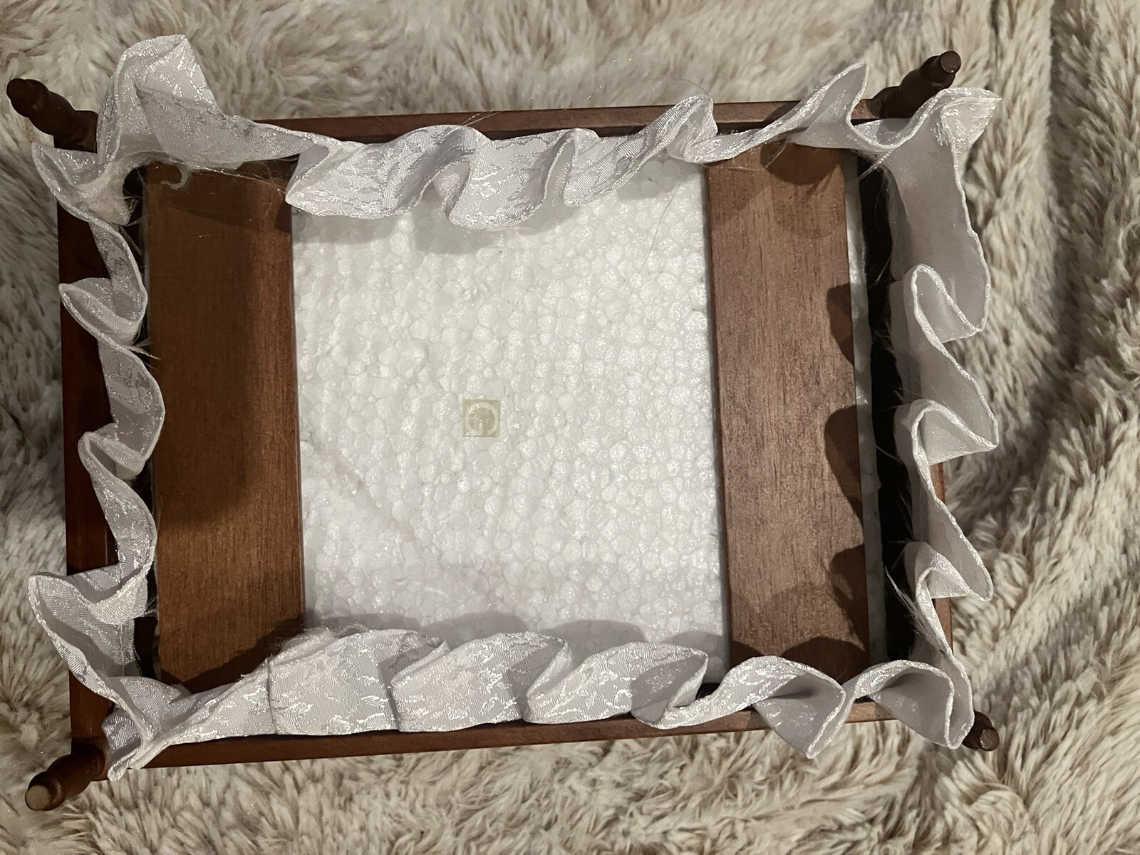 Beautiful Dolls House Glenowen 1/12 Scale Walnut Colour Bed eBay