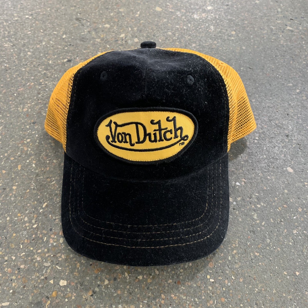 NWT BLACK VELVET VON DUTCH TRUCKER HAT NWT VON DUTCH BLACK VELVET TRUCKER HAT CAP | Mercari main image 3