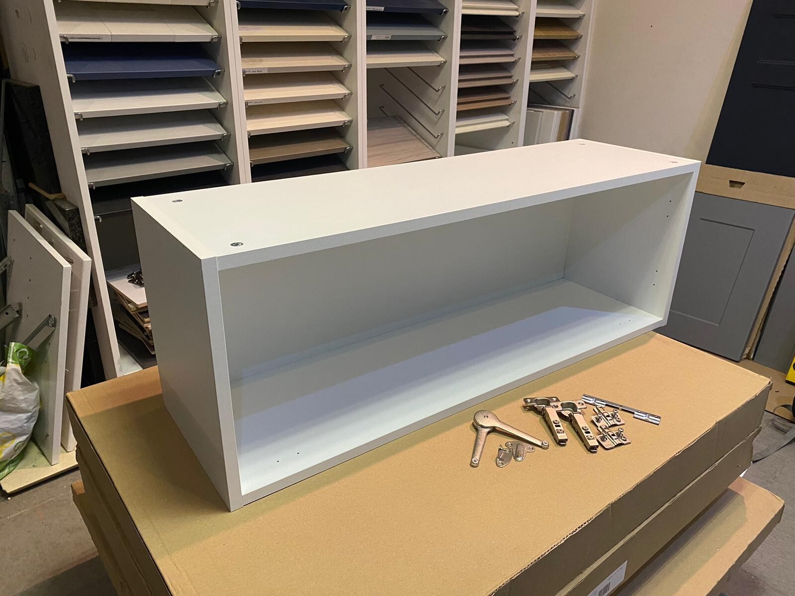 Cashmere Shaker Oakgrain Kitchen Finance Available Brand New Not Ex Display eBay