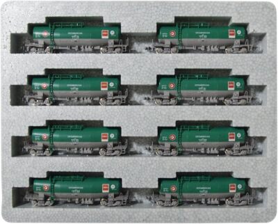 KATO EH200 EF64 タキ1000 Amazon.com: Kato 3024-1 EF64 1000 JR