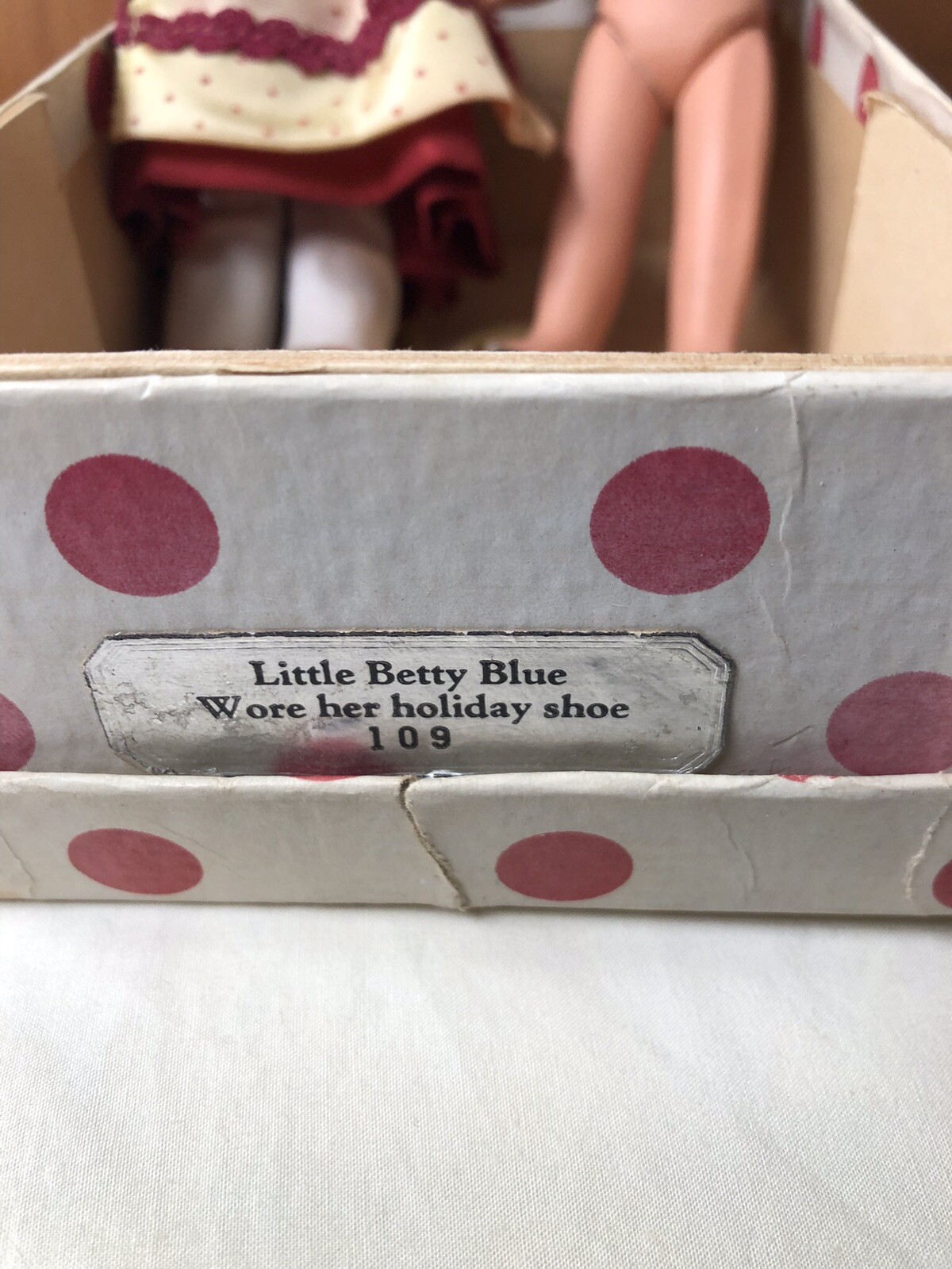 2 Story book dolls