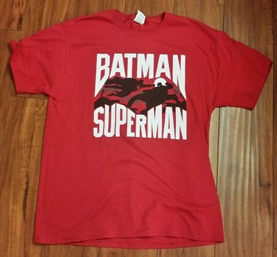 BATMAN vs SUPERMAN T-Shirt *L* DC Comics *Jerzees* NEVER WORN Red Shirt *Movie*