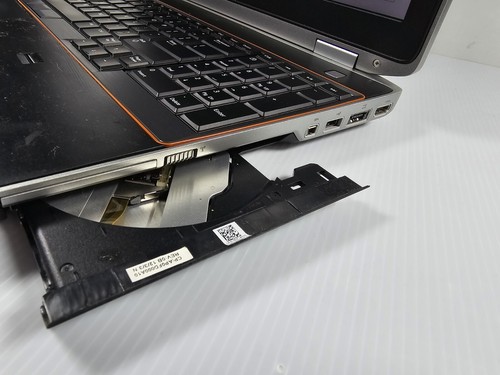 Dell Latitude E6520 15.6" i5-2520M 2.50GHz 4GB NO HDD/COVER LAPTOP - Picture 3 of 7