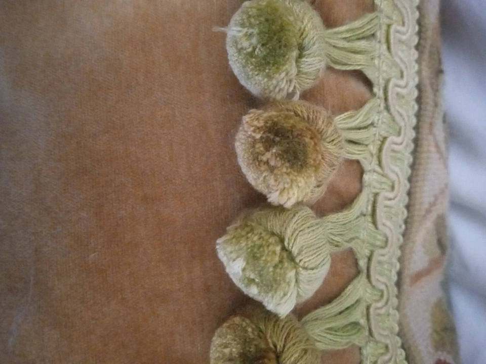 2 almohadas para pájaros bordadas a mano con borlas de bola de cebolla Foto 4 de 4