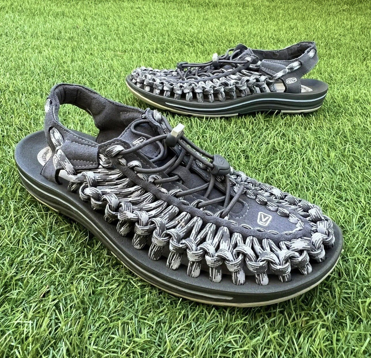 KEEN UNEEK Steel Gray Cord Rope Sandals Men\'s SIZE 9 UNEEK Review: Footwear  main image 4