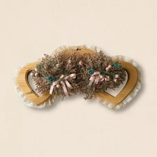 Vintage Grandma Core Wall Hanging – Triple Heart Frame with Dried Floral & Lace