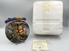 Pooh's Hunnypot Adventures "Sharing A Ride" 3D Wall Plate Disney