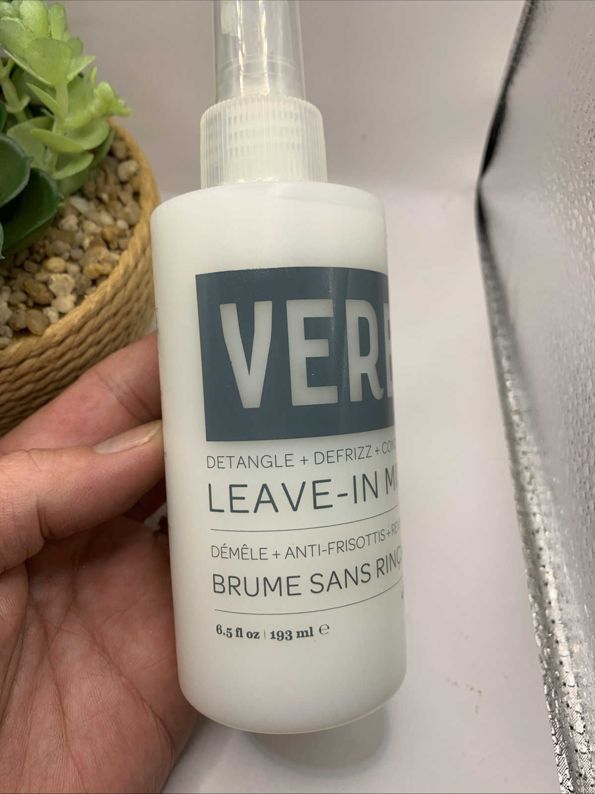 VERB Leave-In Mist: Defrizz, Detangle, Condition Spray 6.5oz/193mL Full Size