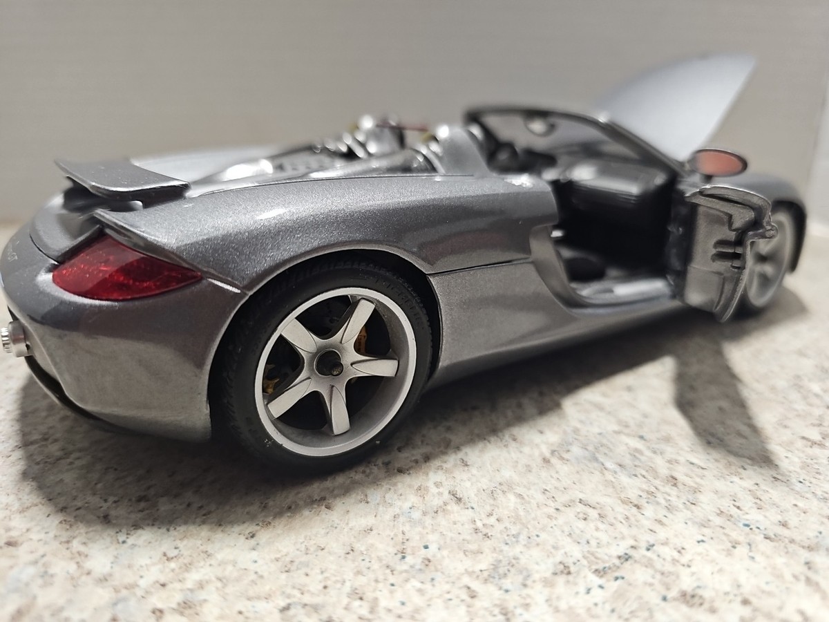 自動車 Maisto Porsche Carrera GT Premiere Maisto Porsche Carrera GT Red Convertible Premiere Edition Diecast