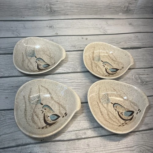 Vintage Red Wing Bob White Serving/Soup/Salad Bowls Set Of 4 READ