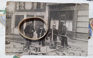Carte Photo 92 VANVES Vins Restaurant A L'AMI GUSTAVE les noms sur la Porte