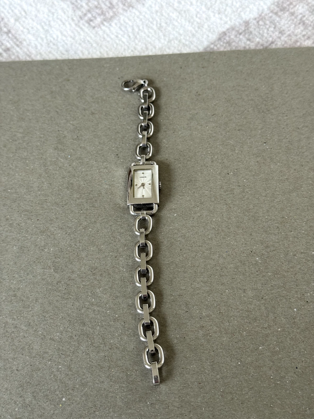 Orologio Coach Bracciale Link Acciaio Inox Donna. Resistente all'acqua.