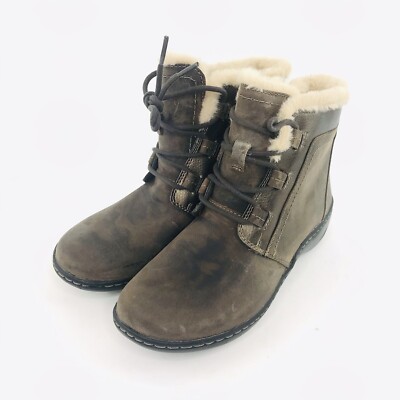 Clark's Cora Chai Women's Faux Fur Ankle Boots Taupe Size M