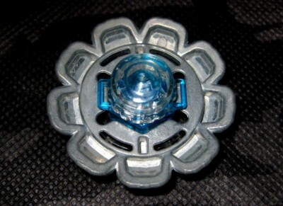 Metal Fight Beyblade BB116 Divine Fox 90W2D Random booster Vol. 8