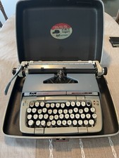 Vintage Portable Smith Corona Classic 12 # Typewriter Cased Working thumbnail