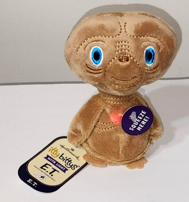 Hallmark Itty Bittys E.T. Extraterrestrial Light Up Plush 40th