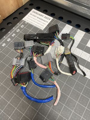 2005 2006 FORD F-150 FUSE BOX EFB OEM 5L3T-14A067-BA Wiring Harness Pigtails