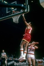 John Lucas Houston Rockets goes up to shoot over Phil Chenier Wash- Old Photo
