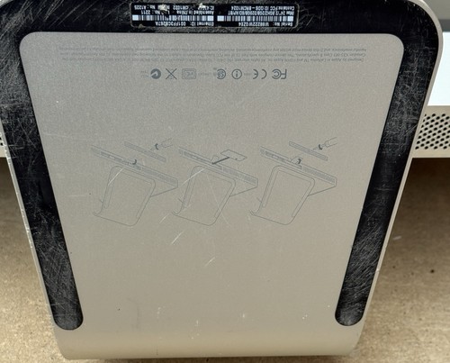 Apple iMac A1225 2008 24" 2.8GHz 2GB RAM 320GB HDD - FOR PARTS Powers On - Picture 11 of 11