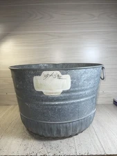 VINTAGE Round WHEELING Galvanized WASH TUB Farm Garden Planter 21-2 18”
