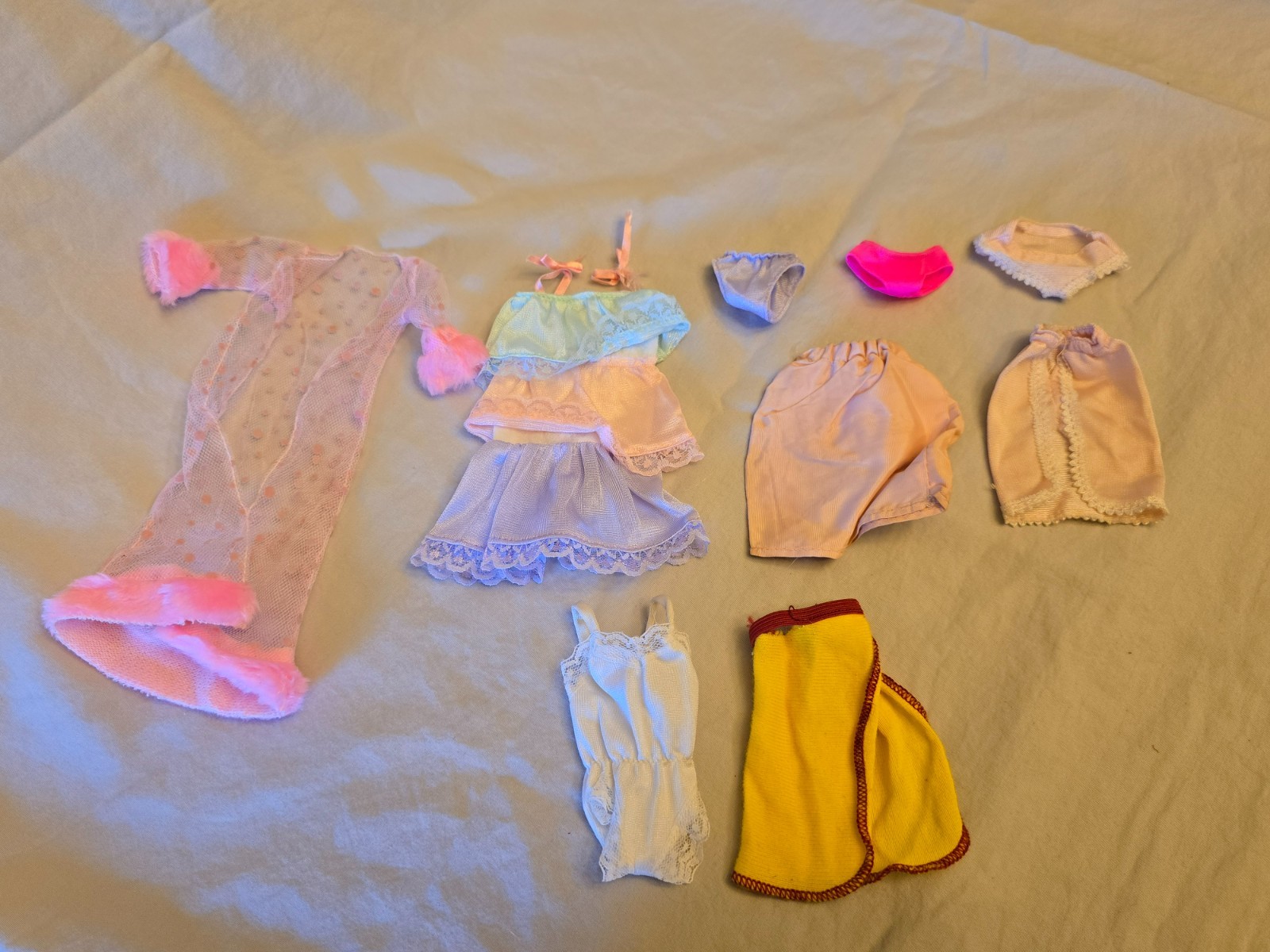 Vintage Lot of 9 Barbie robes, wraps, slips, panties, lingerie 1970 & 80s