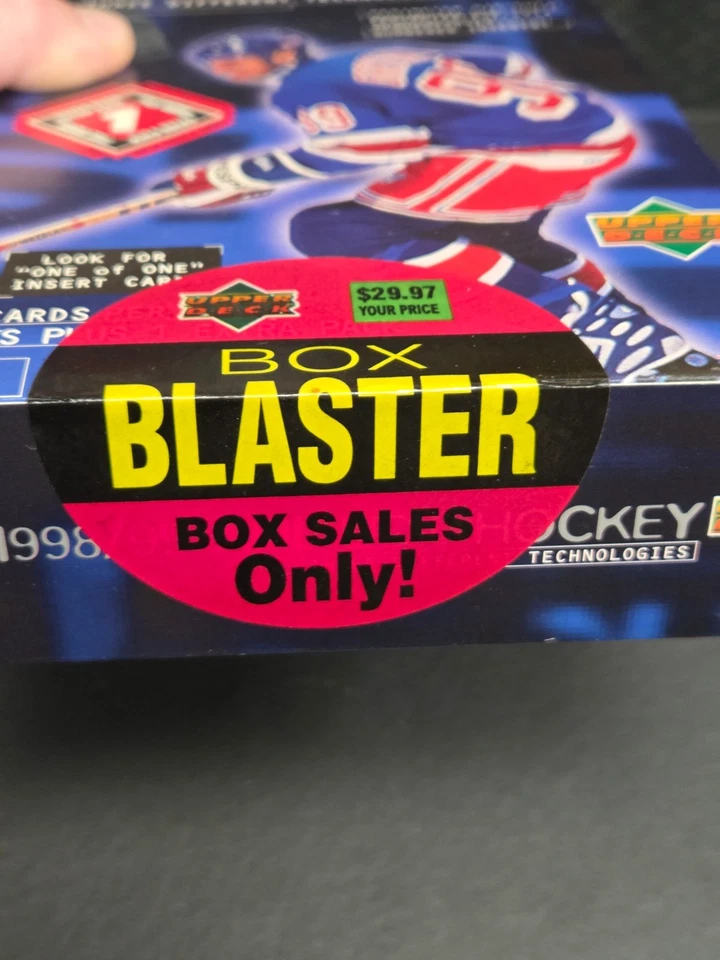 RARE - 1998/99 NHL UD3 Hockey - Blaster Box - FACTORY SEALED! - 9 Unopened Packs - Image 2 of 4